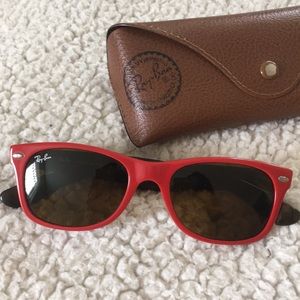 Red Ray-Ban Wayfarer